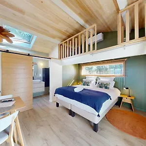 La Planette Bed & Breakfast
